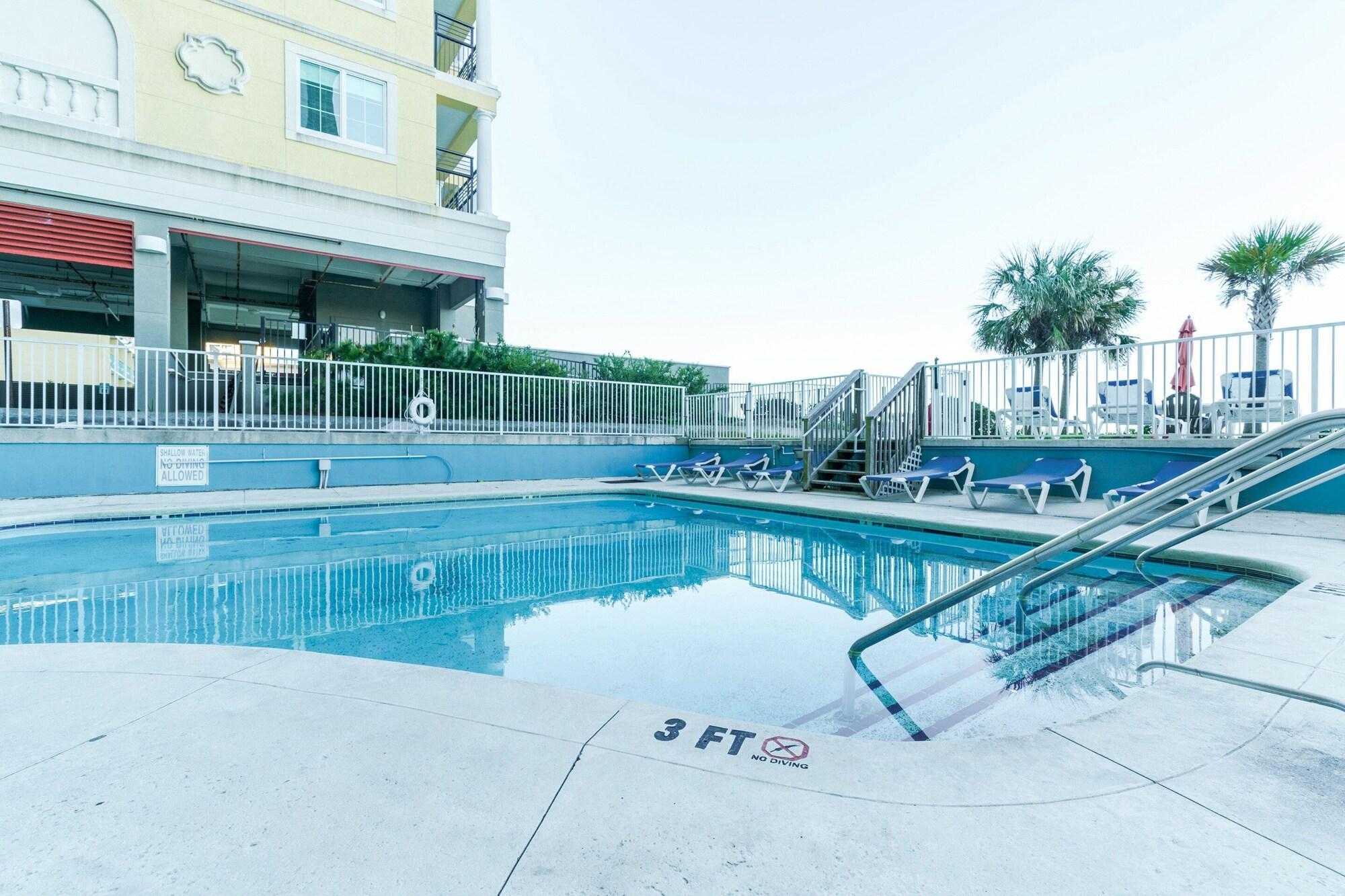 Palette Resort Myrtle Beach Exterior photo